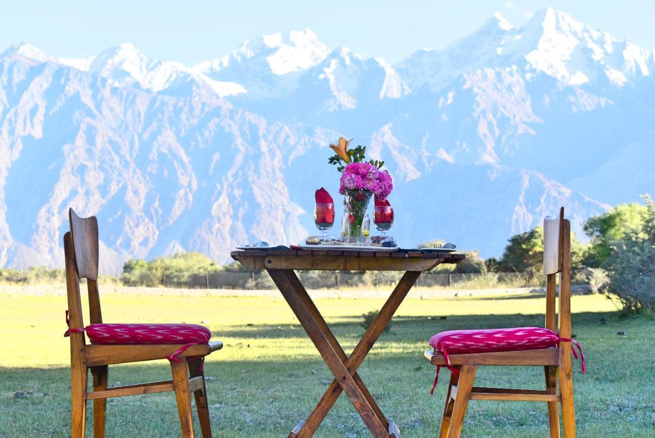 Hotel Lchang Nang Retreat-The House Of Trees-Nubra Valley Sumur Exterior foto