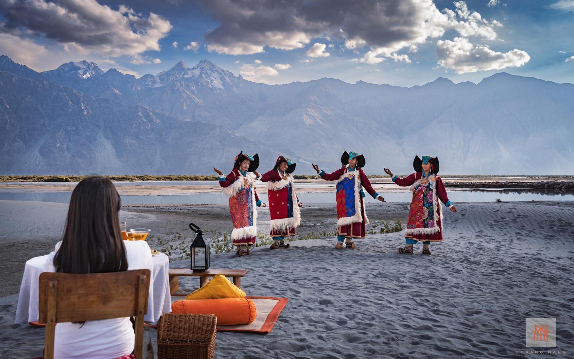 Hotel Lchang Nang Retreat-The House Of Trees-Nubra Valley Sumur Exterior foto